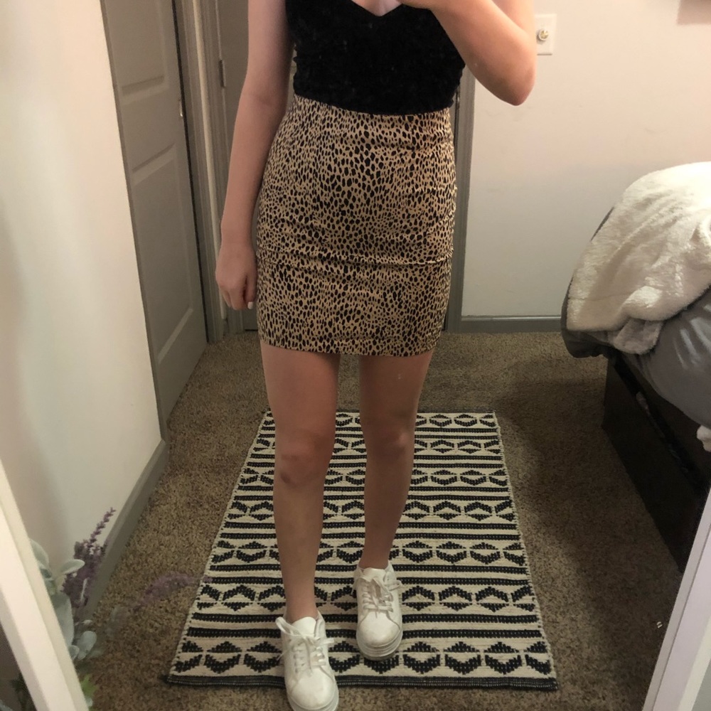 brandy melville cheetah mini skirt